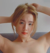 Twitter网红模特《许美仁》出轨四眼土豪