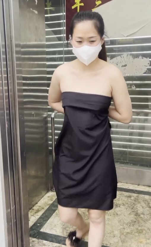 推特xiaoxiaoxin+小小星户外展示+9v9g