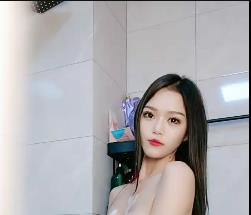 浴室自拍大长腿鲍鲍，1分24秒颜值身材坐姿惊艳声音销魂