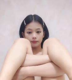 活泼可爱！小易二连弹视频震撼发布