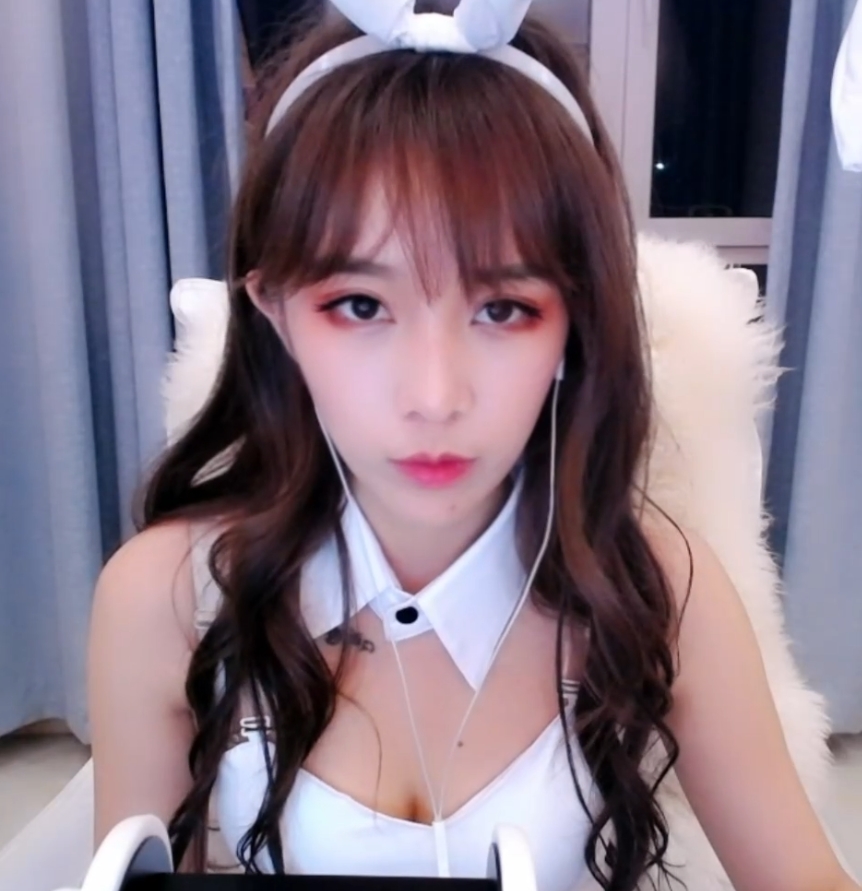 斗鱼丸子君视频合集下载,去重整理ED2K资源,珍藏159个精选视频