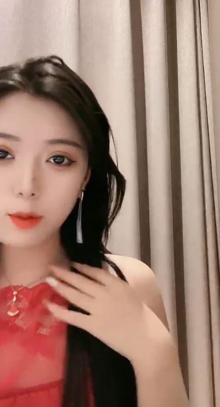 人气女神汝模姬与奶球车模莎莎的精彩合集，19个视频尽显魅力与活力，收藏必备！