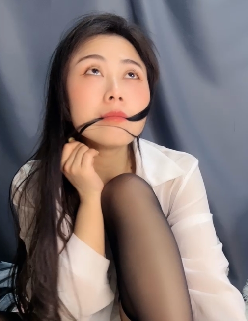 绫家御姐美腿视频合集精选73部高清视频，尽享视觉盛宴！