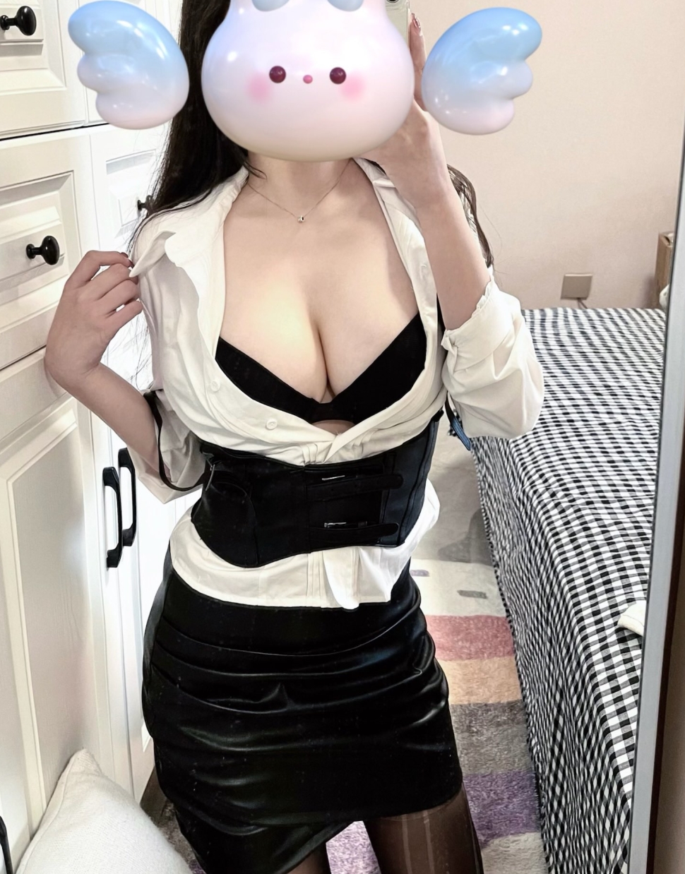 大罩杯福利姬小鲅鱼定制最新合集506V5.8G,百度ED2K新增