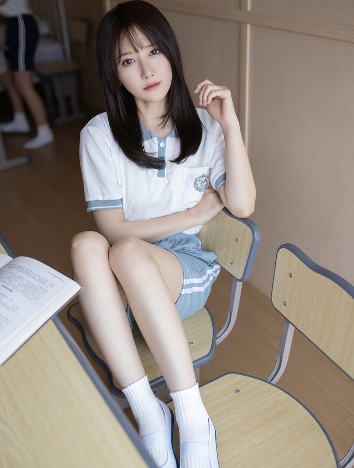 鱼子酱闺蜜大胆私拍杏子最新合集4V13.4G，百度收藏