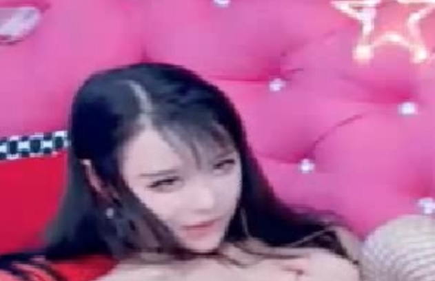 恋夜妮子百度甜美合集30V7.7G，精彩收藏18部