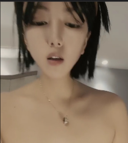 自行打包度盘互动老牌主播小草莓最新合集3V3.96G，疯狂互动取经