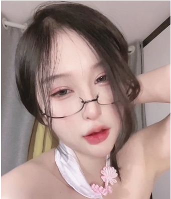 推特网红大长腿女神羽柔子最新露脸自娱自乐1V未知G，尽享魅力瞬间