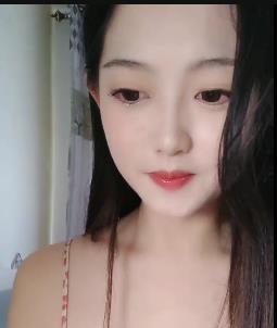 福利姬自拍资源4V2.1G，爸爸抱抱道具秀，4部总时长三个多小时