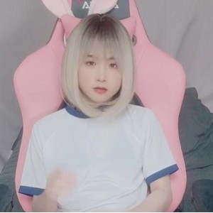 韩国OnlyFans可爱TSLua最新合集35V4.9G，荤素不忌男孩子