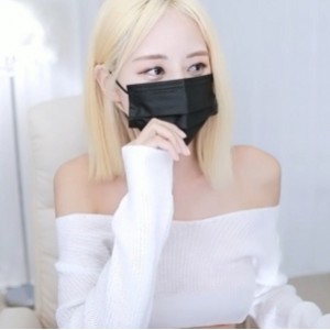 韩国大尺主播吴月最新合集44.8G，收藏百度ED2K