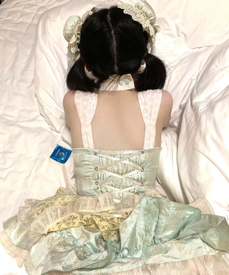 小雨甜美合集：5套8V视频，6.8G百度收藏372次