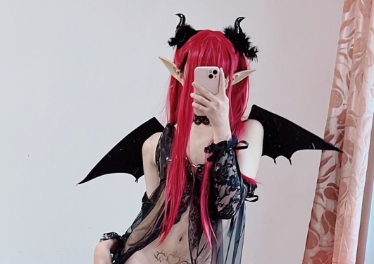 酒玖whimpercat11套精彩COSPLAY视频合集（7.5G）分享