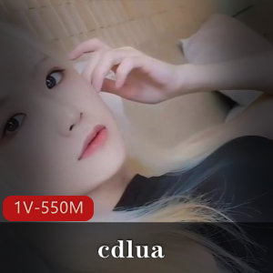 黑丝抖音可爱W娘最新合集1V550M，颜值爆火自拍