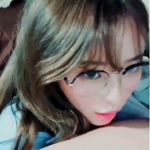 反差女友直播经典合集1V1G，服装play自拍，旧作重温