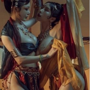 斗鱼COS大球女神秋和柯基最新合集73V38G，魔鬼身材浮力满满