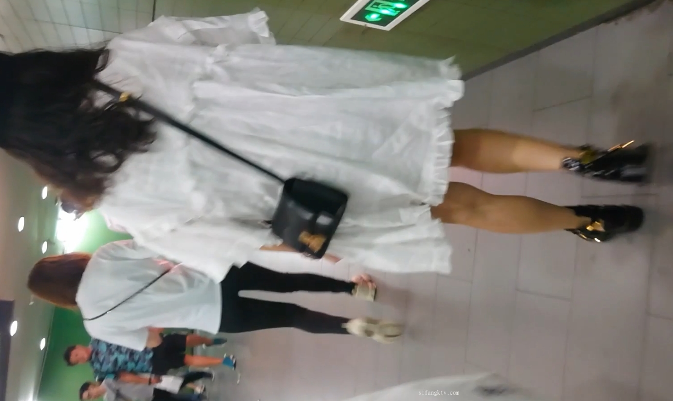 百度魔手CD厕拍视频合集59部11.8G,精彩收藏