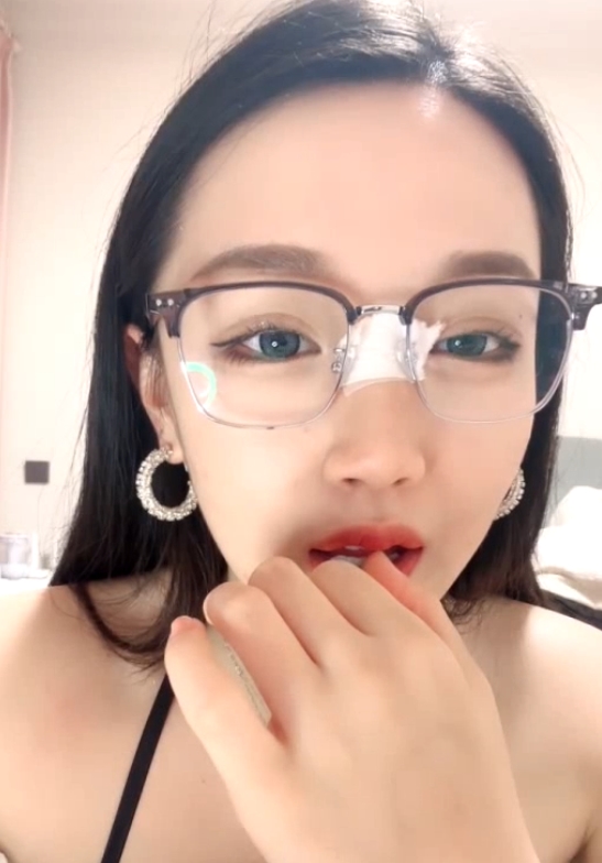 百度ED2K眼镜御姐妹子叭嗦合集57部48.6G，值得收藏