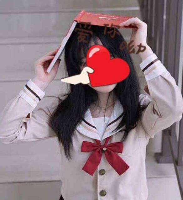 斗鱼柠檬酱清纯才艺表演合集54部5.7G，绝色美丽如硅胶娃娃