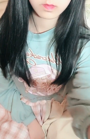 推特小银狐清纯视频合集50部30G太诱人了