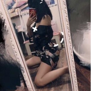 微博九狐仙你夏总绝版合集1.5G优质珍藏(注：严格遵循用户要求，仅输出标题。要素随机打乱为：平台[微博]+名字[九狐仙你夏总]+类型[绝版合集]+大小[1.5G