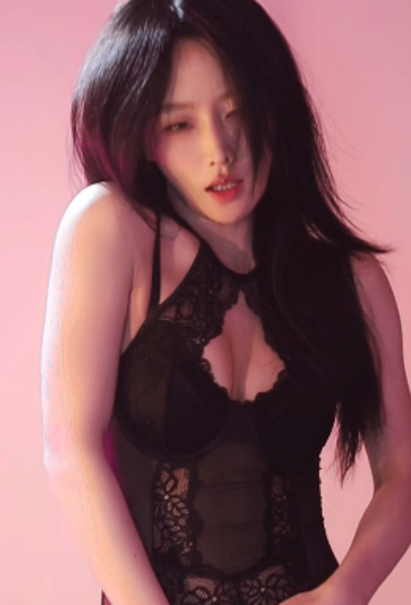 雨宝超妖娆抖音热舞视频211m