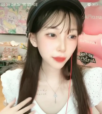 小姨美新娘洞房实拍私密合集3.6G绝密展示