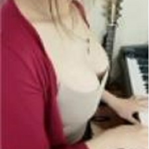 艾尼呦ing私人作品定制精品12部微博4.4G优质