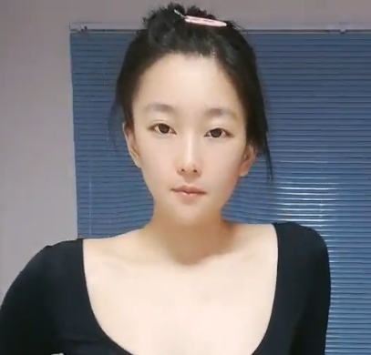 十柒学姐24部清纯合集推特16.3G精品