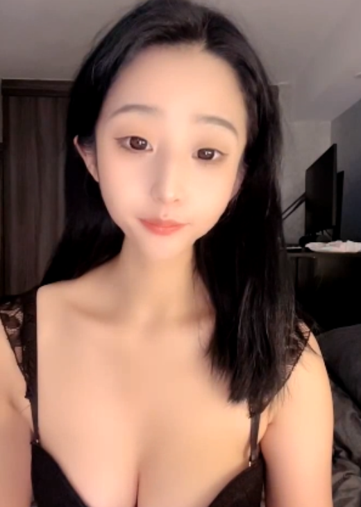 私密圈菲菲校园26部25.5G泄露珍藏