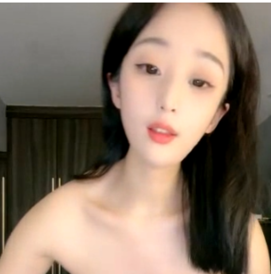 私密圈菲菲校园26部25.5G泄露珍藏