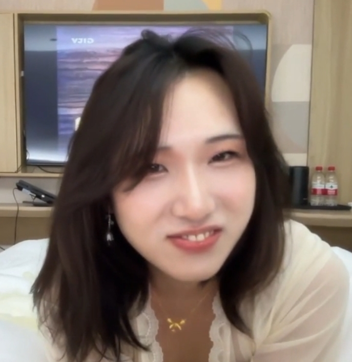 福利姬TS邢曦月高清直播62部16.5G