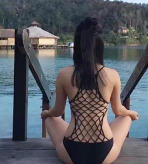 虎牙妖媚KiKicos合集2.8G太丰满了