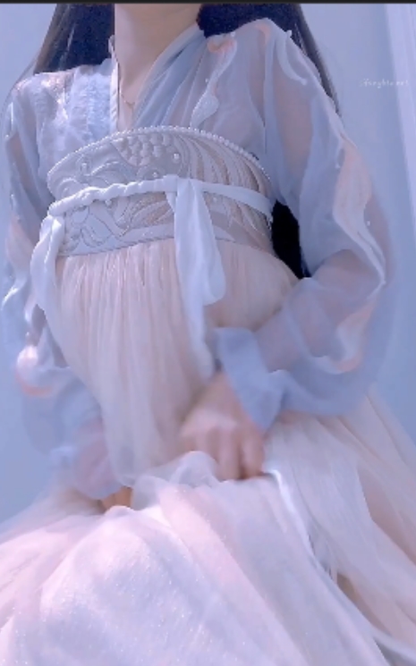 百度高桥千凛私拍大合集192V32.7G双渠道白嫩巨灯蕾丝透惑+呐喊床响收藏546次