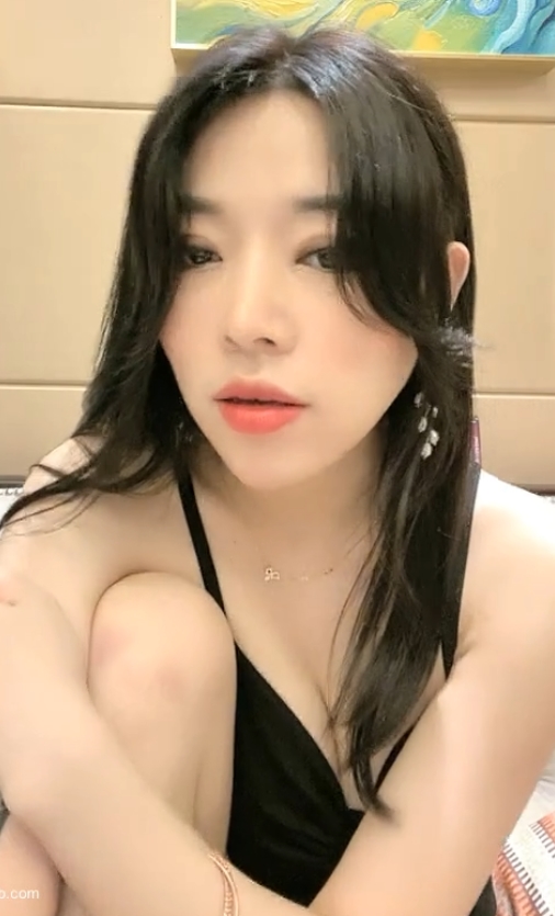 网络直播平台艺术小雅主播直播合集10.2G,大罩杯美腿