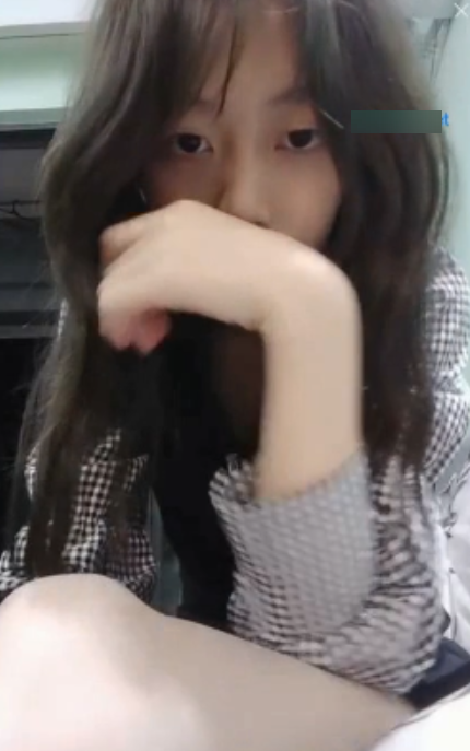 百度ED2K眼镜新人菠萝果酱作品合集341部336G眼镜滑落激战特写