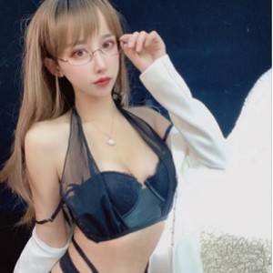 超萌清纯萌妹来自喵星的岁酱之玖尾酱绝版合集88V，大小不详，展现多样风格与角色