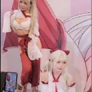 快手甜美王丽最新合集70V7.1G，家里自拍，漫展cosplay系列合集