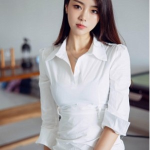 秀人网可乐Vicky全系列75套私房美图35G流鼻血