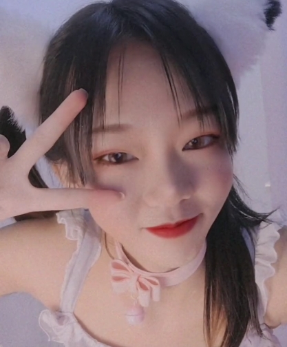 微博云云吖私拍作品精品合集14.4G优质肉感