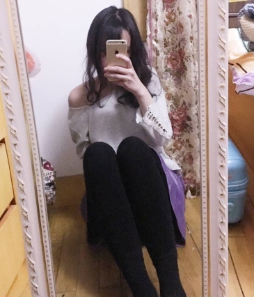 软软的露西推特纯欲天花板4V合集122M绝版珍藏