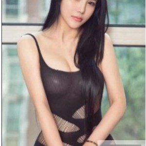 抖音楠楠私拍2部1.54G热舞合集超火辣