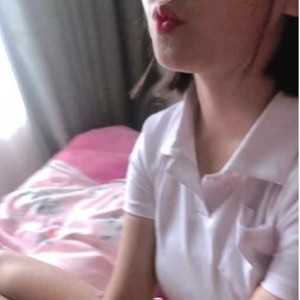 依云实战女友视频合集72部82社区5.2G老司机必备