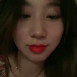 糖糖推特私密视频1v850m清纯学妹闺房撩叔叔