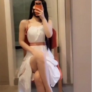 抖音紫米粥00后大队长热舞合集54部2.7G太顶了