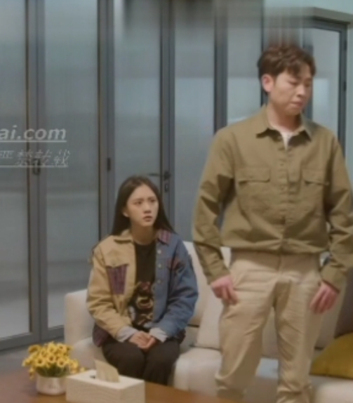 推特艾彩丝足指教合集293G超全珍藏