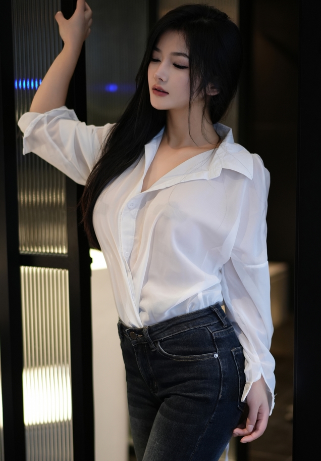 谭小灵空姐互动浴室特辑1.7G定制视频大放送