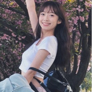 太诱人清纯大学生互动泄密合集14部706M原档泄密