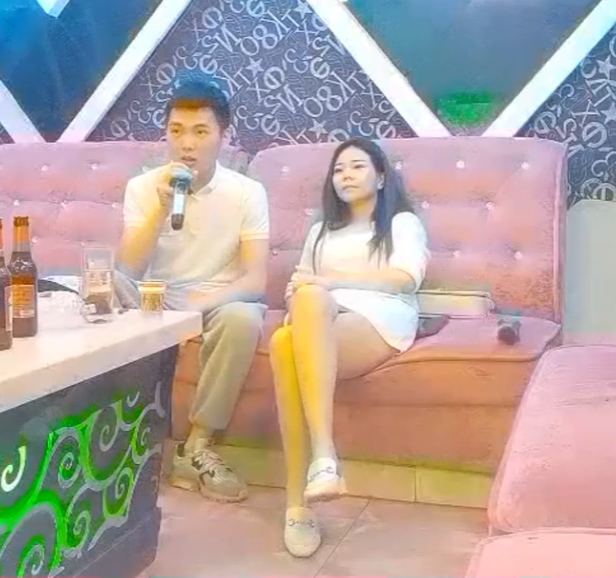 KTV乱来探花系列合集歌厅197部133G感觉