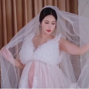 推主辛尤里超清孕体88部116G惹火